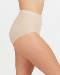 Spanx Thinstincts Shaping Invisible Brief