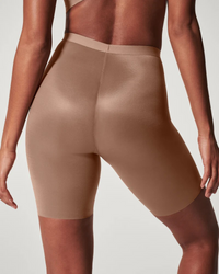 Spanx Invisible Shaping Mid-Thigh Short