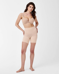 Spanx Seamless Power Mid-Thigh Short