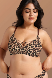Siella No-Show V-Neck Wireless Bra