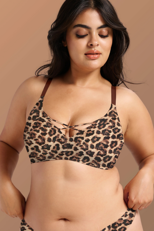 Siella No-Show V-Neck Wireless Bra