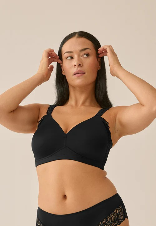 Naturana Contour Side Smoother With Lace Wirefree Bra