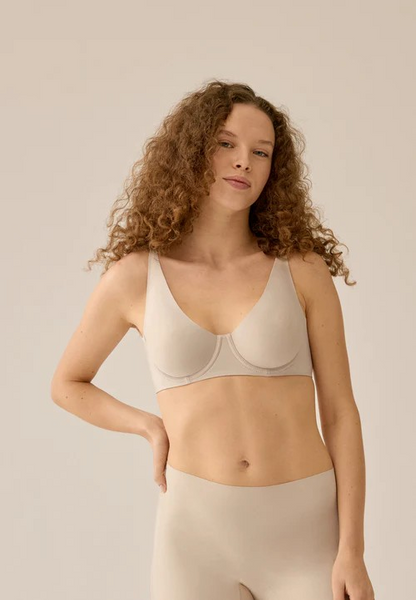 Naturana Back Smoother Underwire Bra