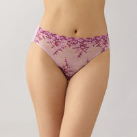 Wacoal Embrace Lace Hi Cut