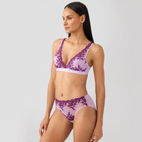 Wacoal Embrace Lace Wire Free Bralette