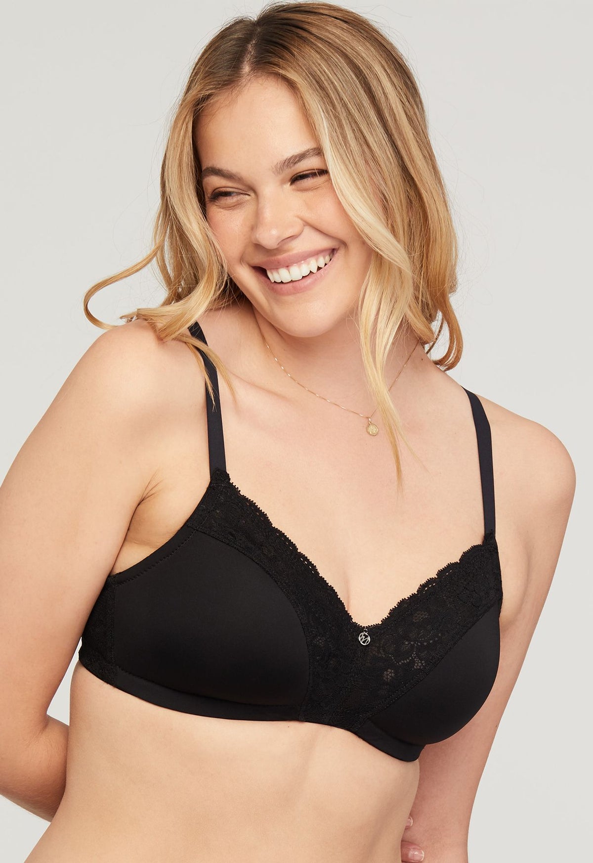 Montelle Wire-Free Dream Bra For D-H Cups