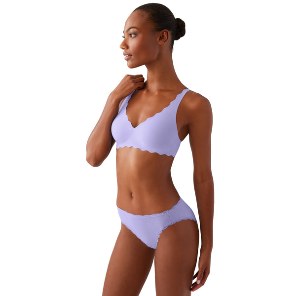b.tempt'd b.wow'd Wire-Free Contour Bra