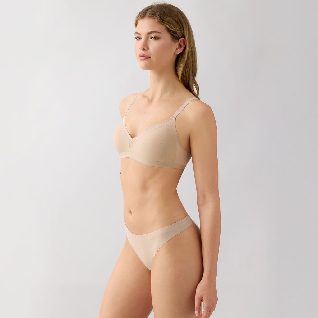 b.tempt'd b.wow'd Modern Wire-Free Bra