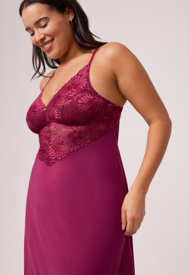 Montelle Vixen Chemise-Dark Cherry