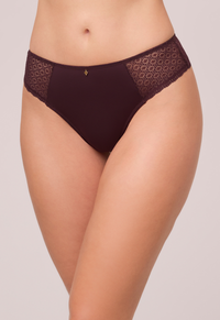 Montelle Thong-Fudge