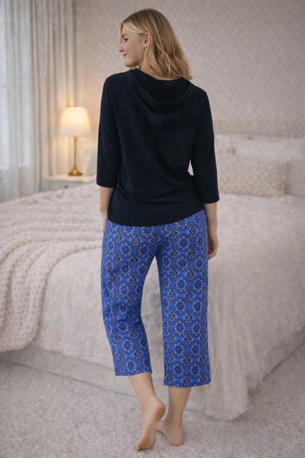 Cool Girl Midnight Majesty Capri