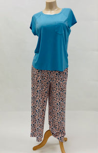 Cool Girl French Twist Capri