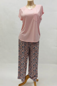 Cool Girl French Twist Capri