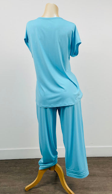 Cool Girl Comfy Cabana Capri