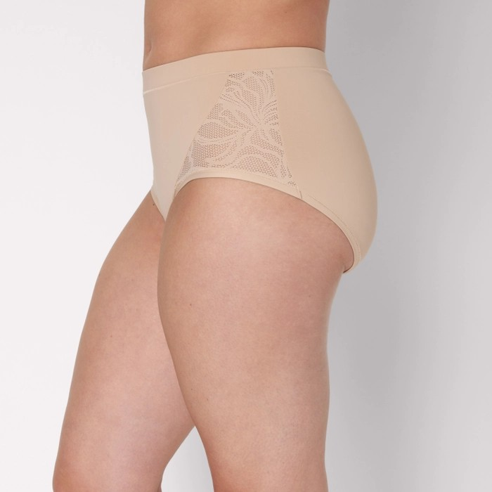 Bali Coolest Smoothing High Waist Brief
