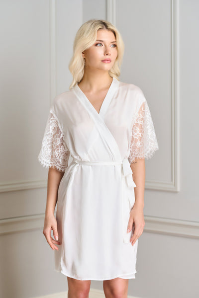 By Catalfo Blisse Lace Robe