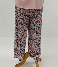 Cool Girl French Twist Capri