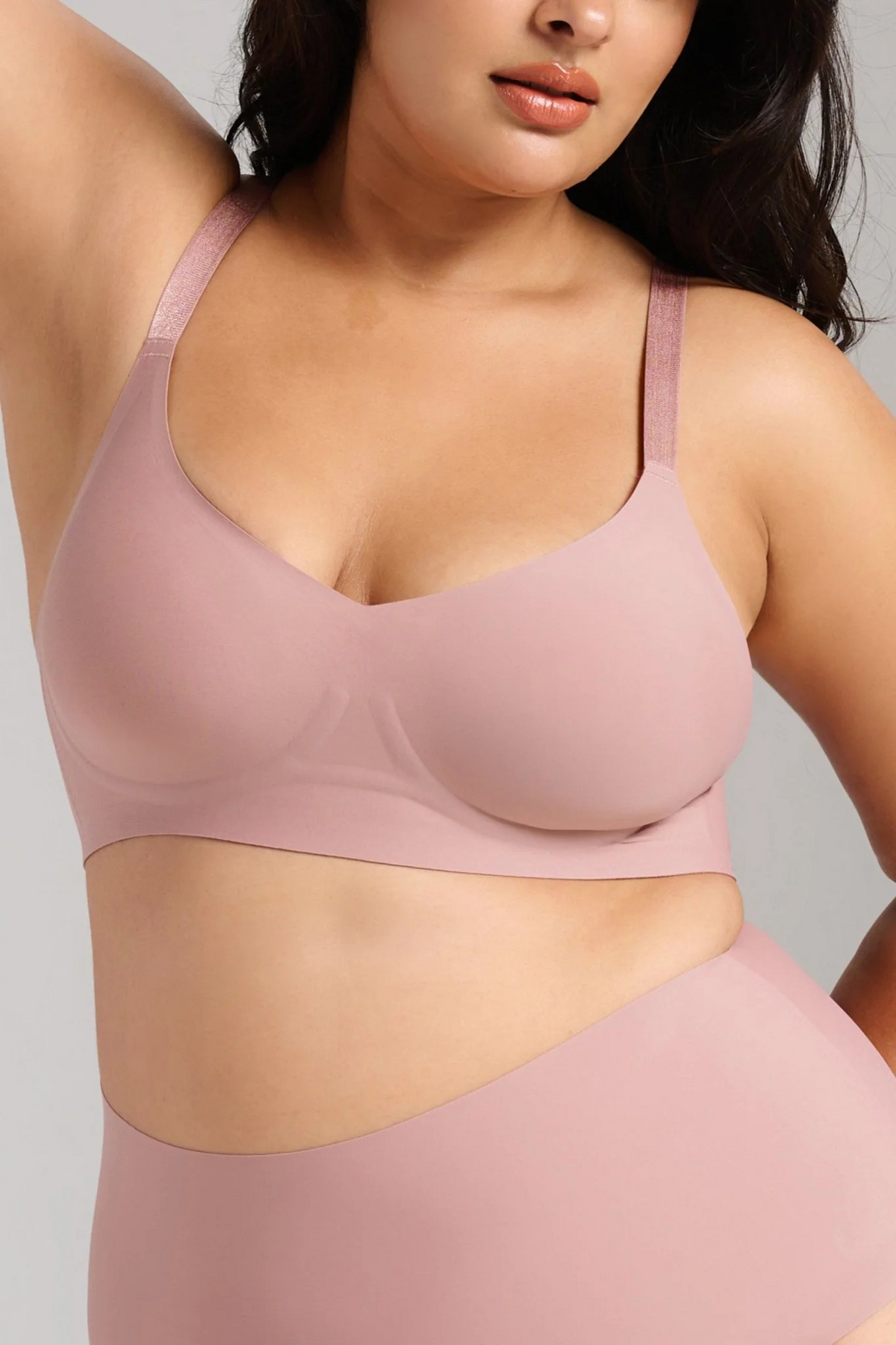 Siella Invisible V-Neck Wireless Bra