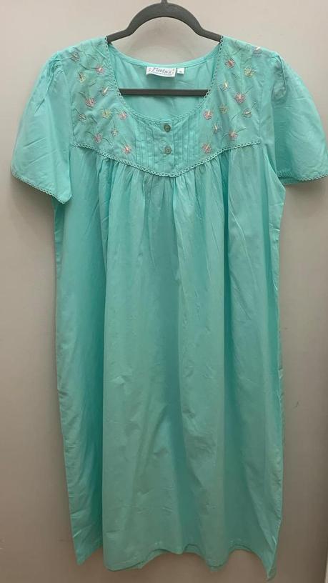 Neetu's 100% Cotton Gown