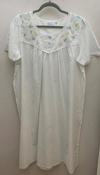 Neetu's 100% Cotton Gown