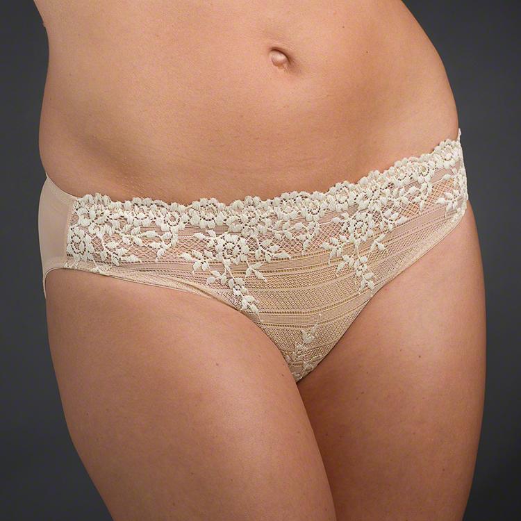 Wacoal Embrace Lace Bikini